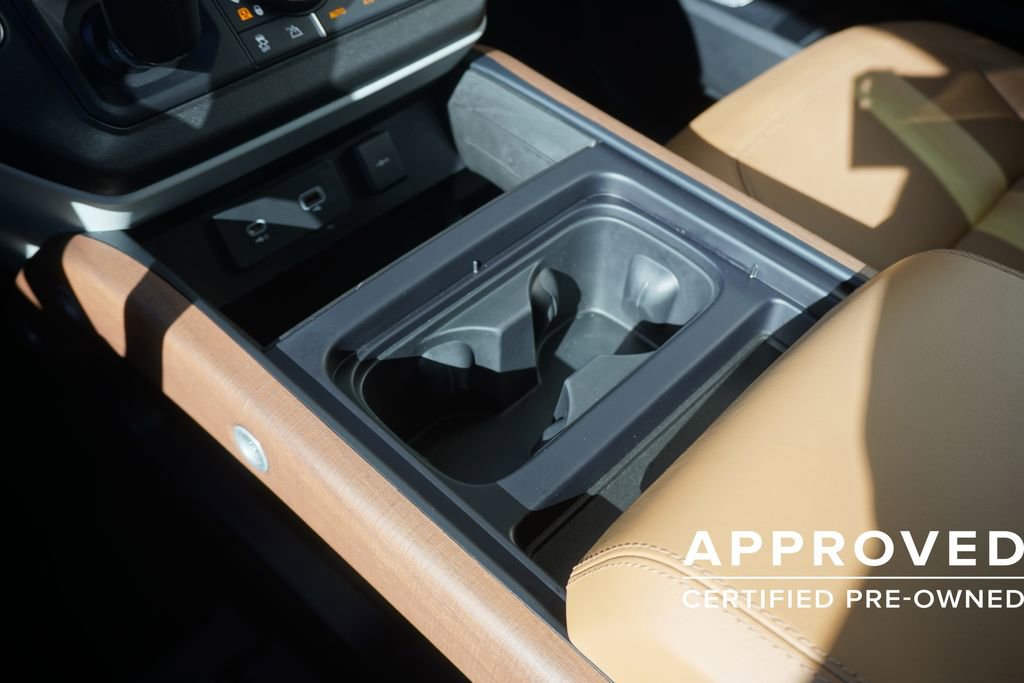 Used 2024 Land Rover Defender 130 S image 14