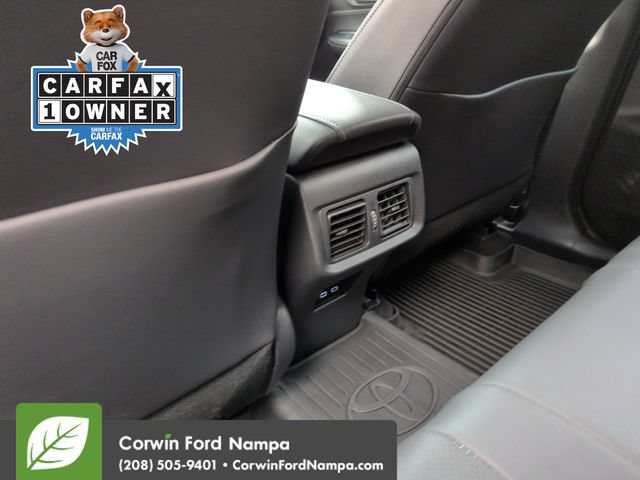 Used 2024 Toyota Venza Limited AWD/4WD image 28