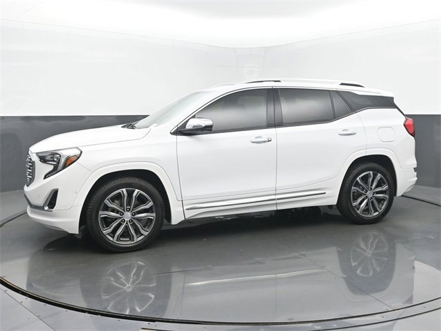 Used 2019 GMC Terrain Denali w/ Advanced Safety Package image 2