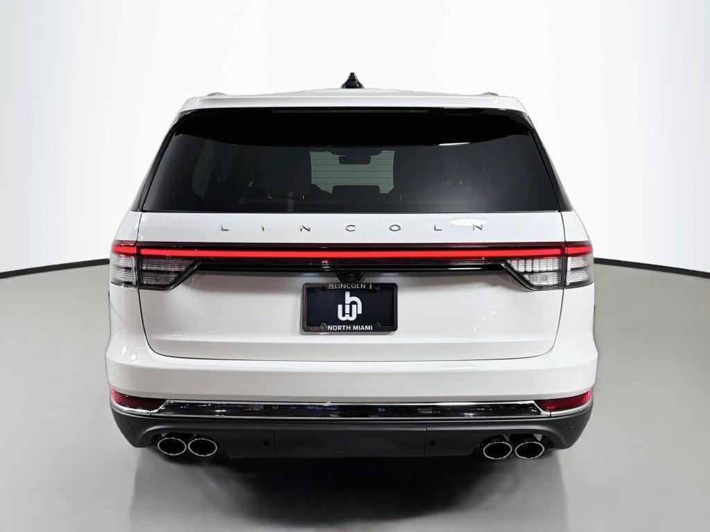New 2026 Lincoln Aviator Reserve w/ Illumination Package RWD image 6
