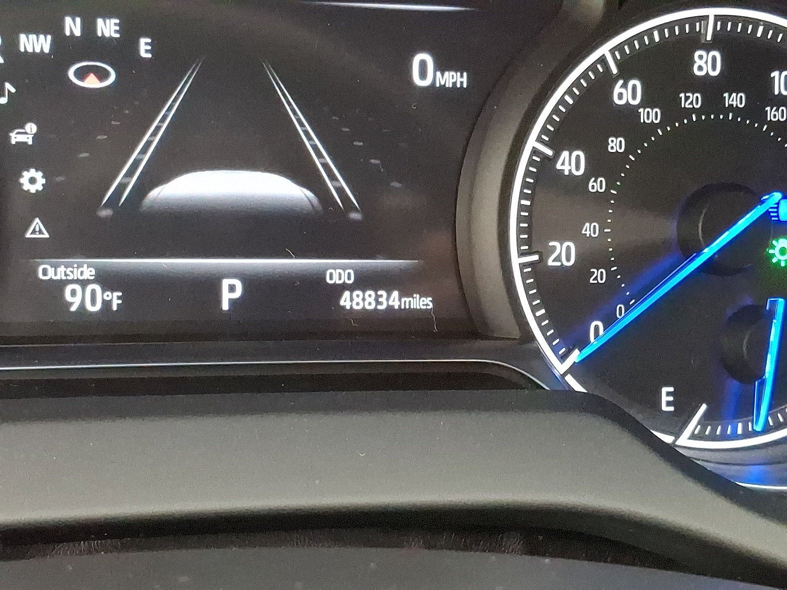 Certified 2023 Toyota Venza XLE AWD/4WD image 5