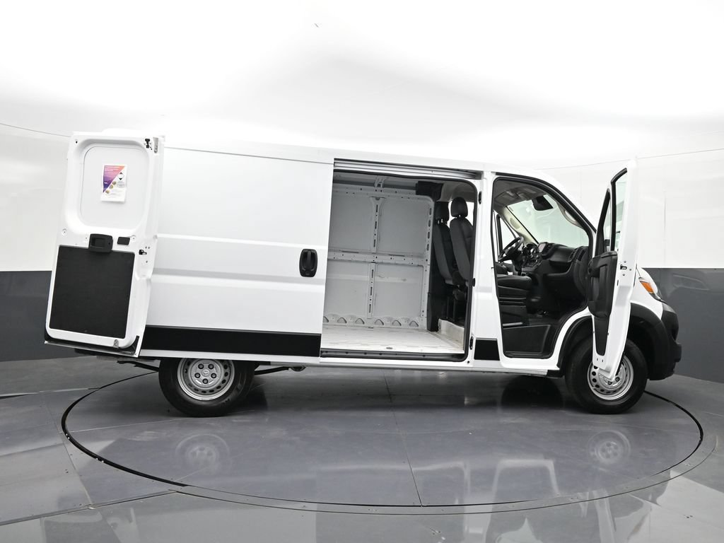 Used 2025 RAM ProMaster 2500 w/ Convenience Group FWD image 43
