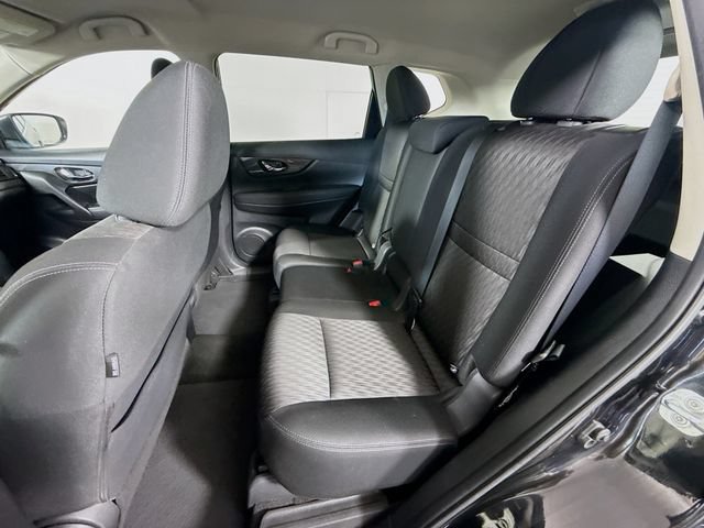Used 2018 Nissan Rogue S AWD/4WD image 28