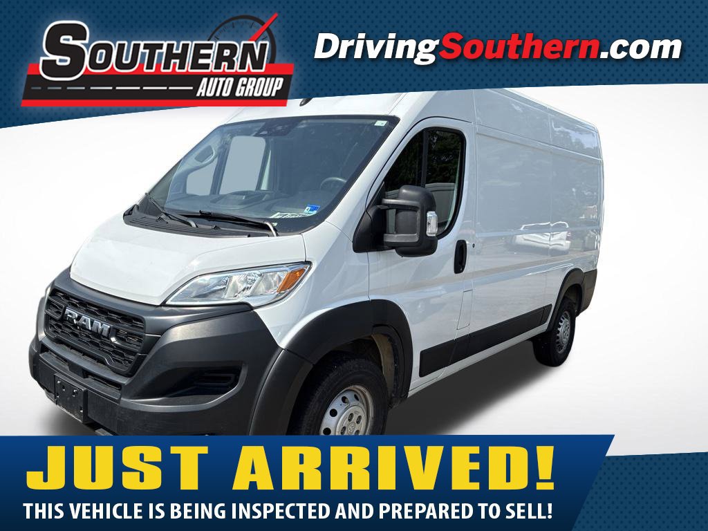Used 2025 RAM ProMaster 2500 w/ Convenience Group FWD image 1