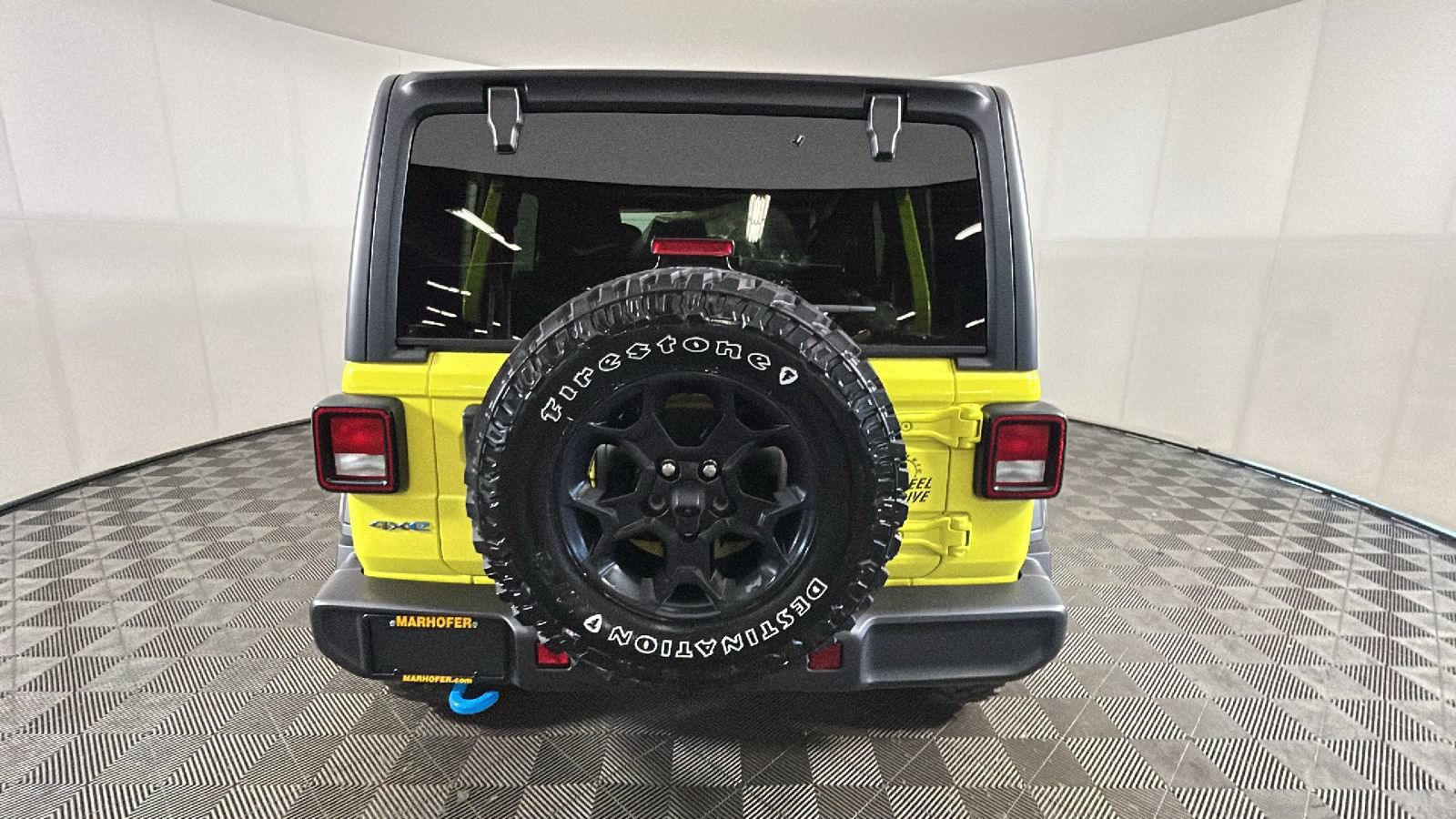 Used 2023 Jeep Wrangler Unlimited w/ Cold Weather Group AWD/4WD video 4