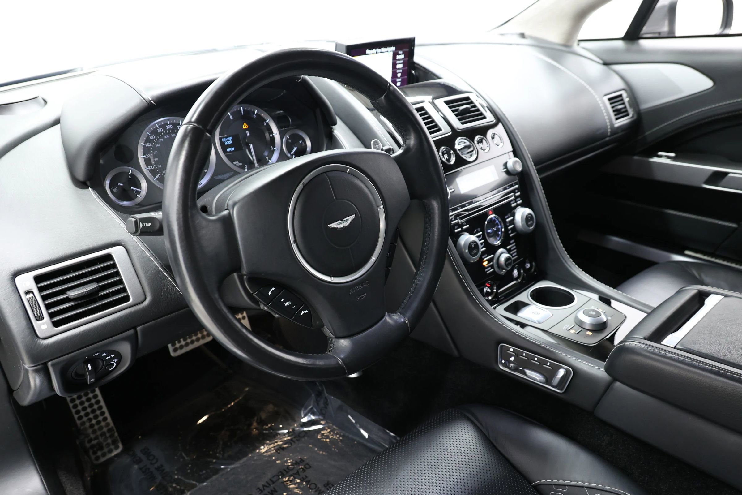 Used 2015 Aston Martin Rapide S image 36