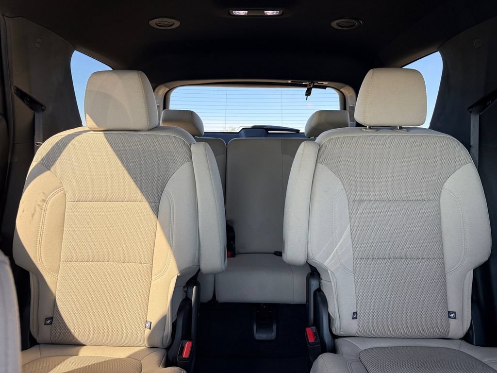 Used 2024 Chevrolet Traverse LT AWD/4WD image 47