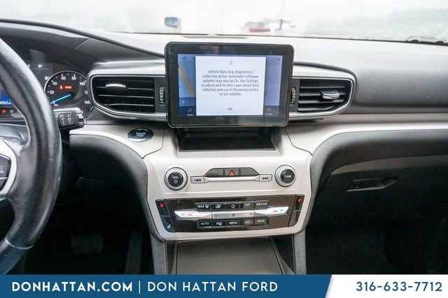 Used 2023 Ford Explorer XLT w/ Equipment Group 202A image 8