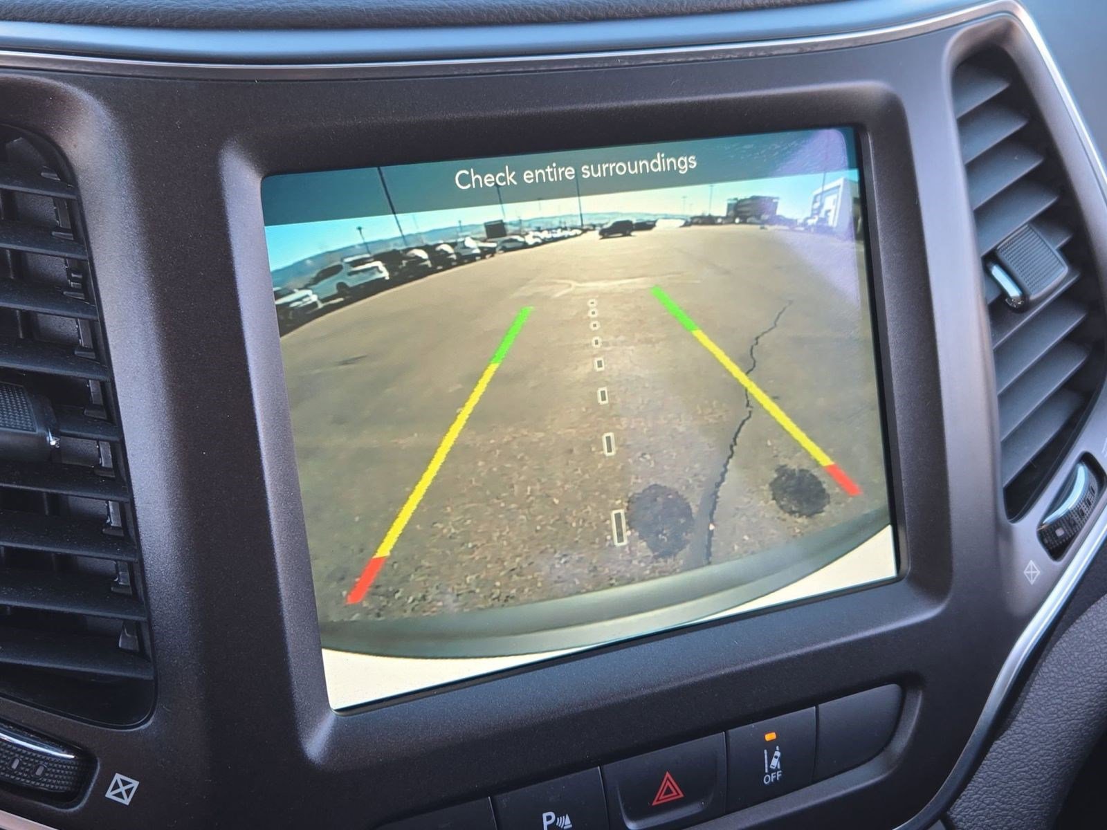 Used 2021 Jeep Cherokee Trailhawk w/ Technology Group image 25