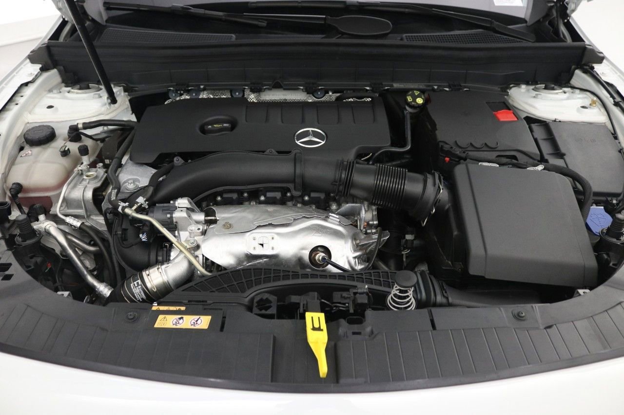 Certified 2022 Mercedes-Benz GLB 250 image 27