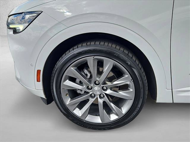 Used 2021 Buick Envision Avenir w/ Technology Package II FWD image 26