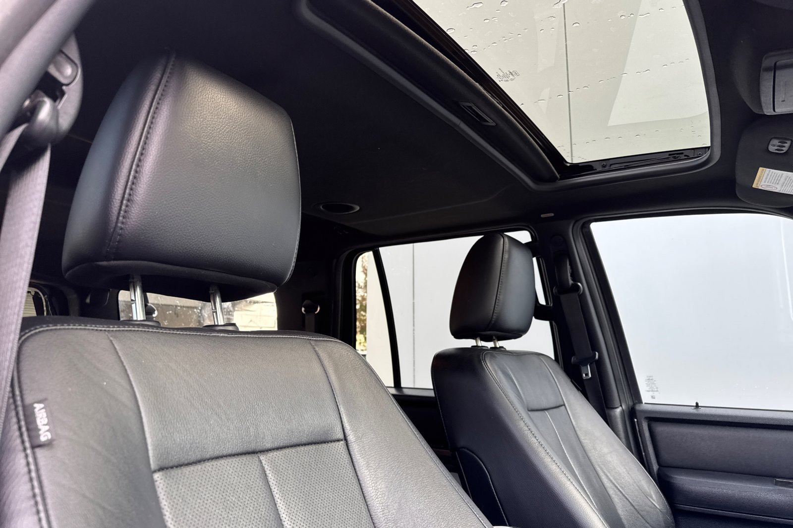 Used 2017 Ford Expedition EL Limited w/ Equipment Group 301A AWD/4WD image 18