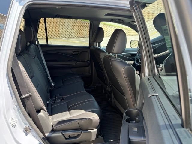 Used 2023 Honda Passport TrailSport image 30