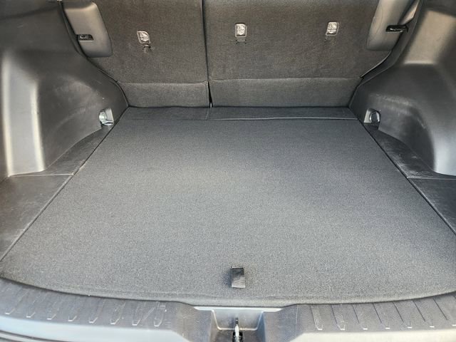 Used 2022 Toyota RAV4 LE image 26