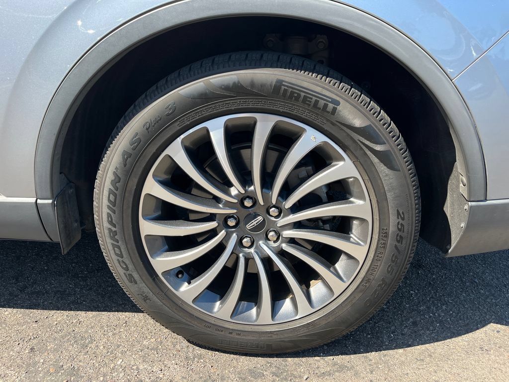 Used 2020 Lincoln Aviator Reserve w/ Equipment Group 201A RWD image 31