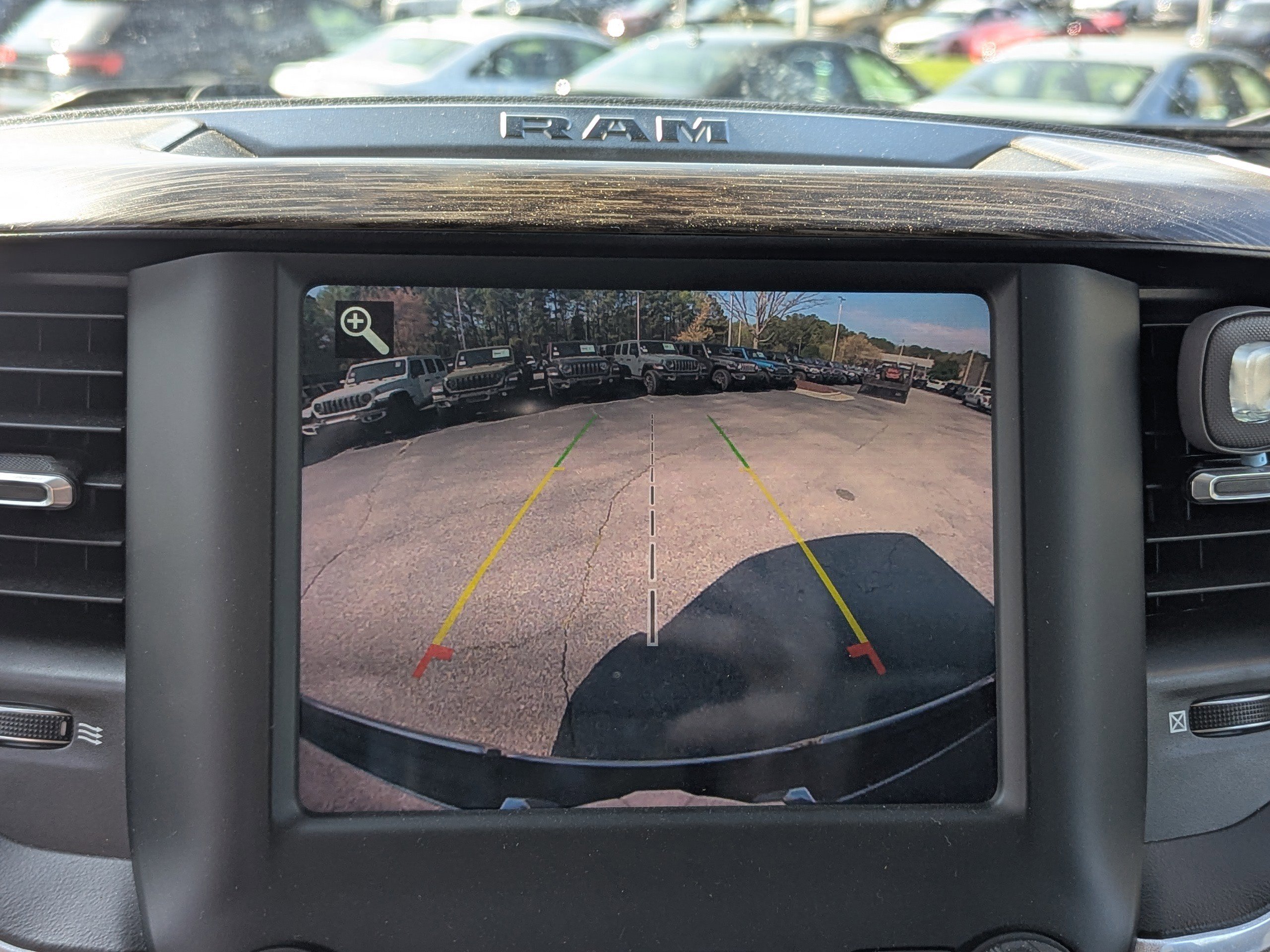 Used 2020 RAM 1500 Laramie image 21