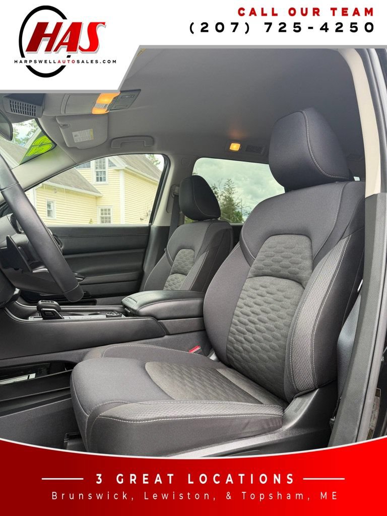 Used 2023 Nissan Pathfinder SV w/ Cargo Package AWD/4WD image 10