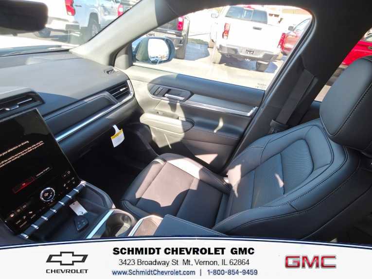 New 2026 GMC Terrain Elevation w/ Elevation Premium Package image 17