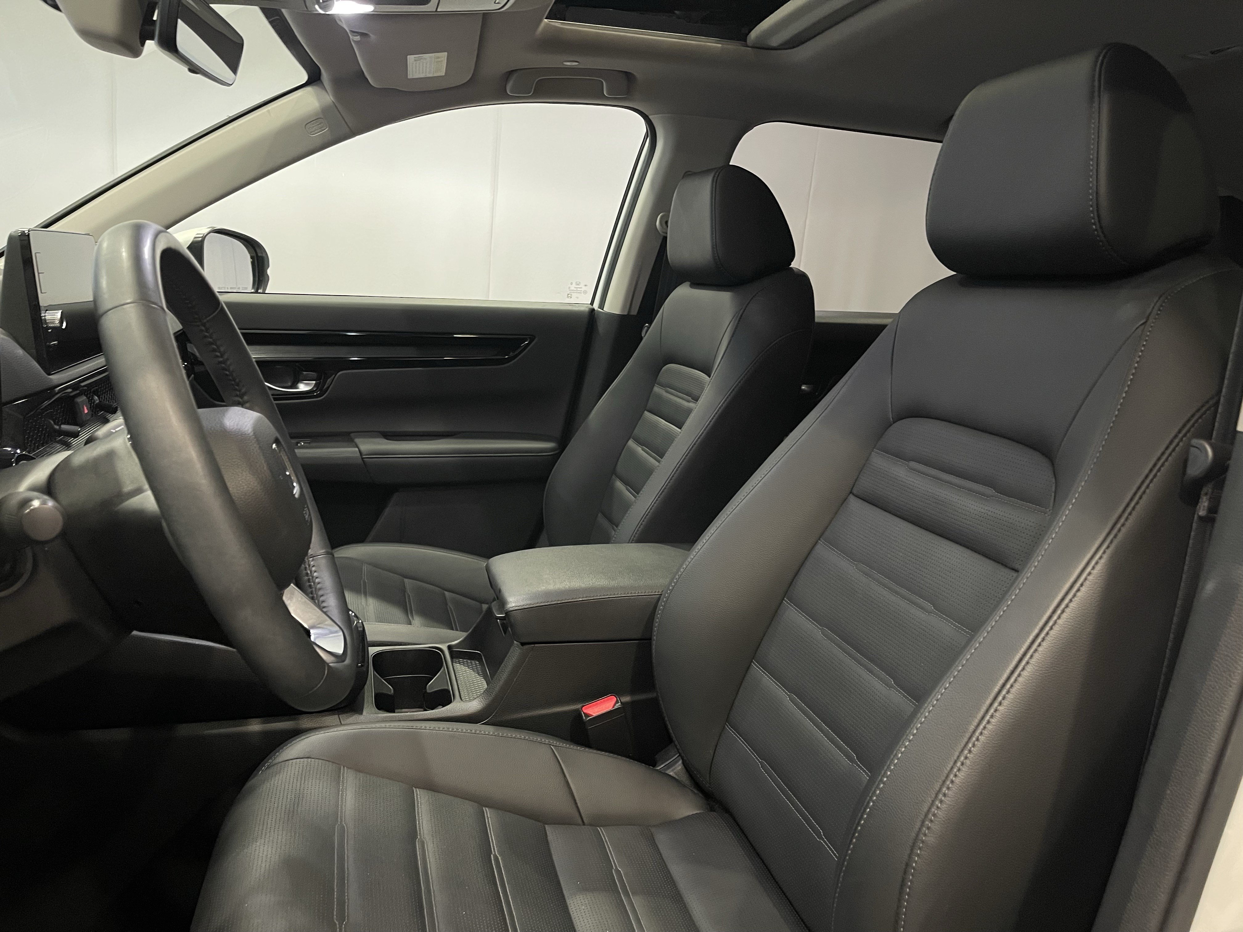 Used 2024 Honda CR-V EX-L image 14