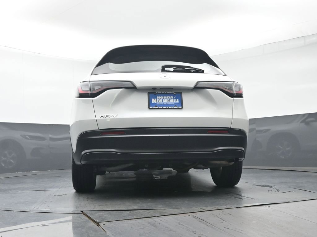 Certified 2023 Honda HR-V LX image 31