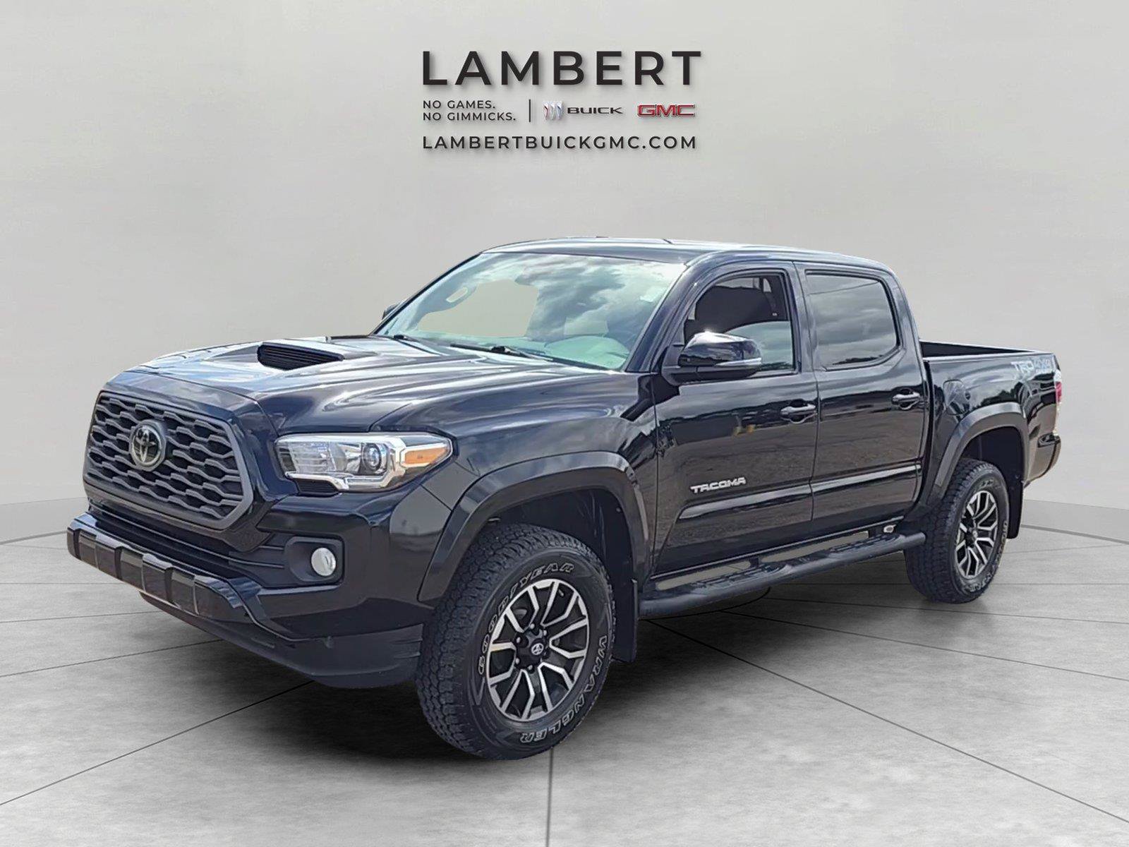 Used 2021 Toyota Tacoma TRD Sport w/ Technology Package AWD/4WD image 1