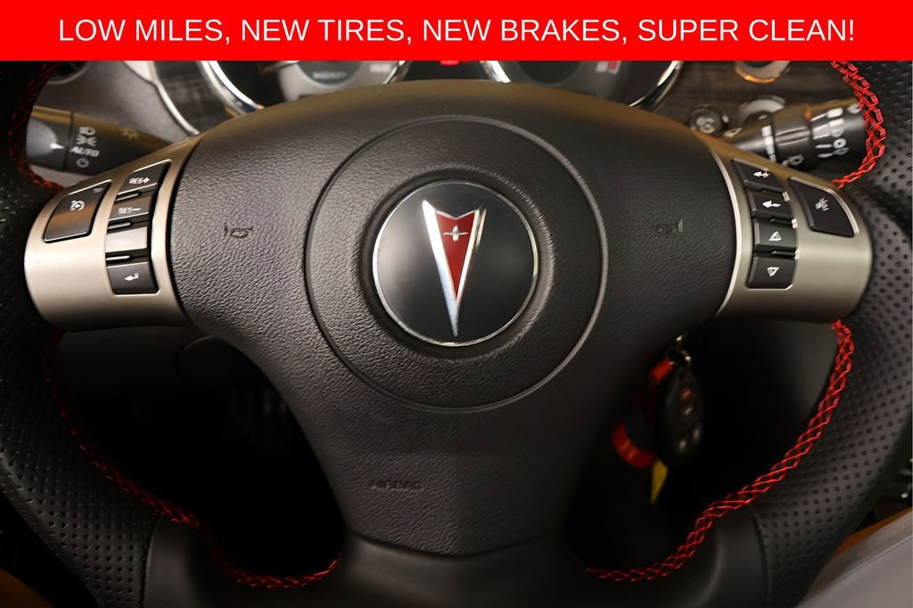 Used 2007 Pontiac Solstice GXP w/ Premium Package RWD image 16