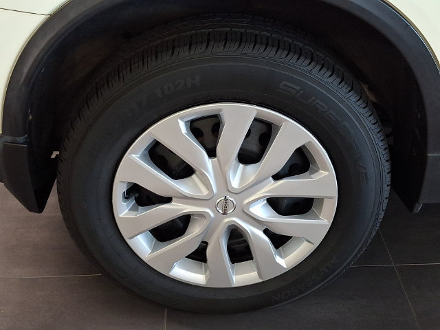 Used 2017 Nissan Rogue S AWD/4WD image 7