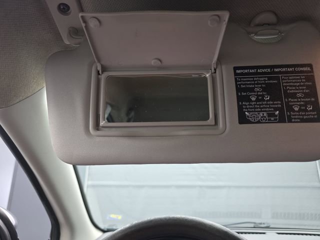 Used 2017 Nissan Versa SV image 23