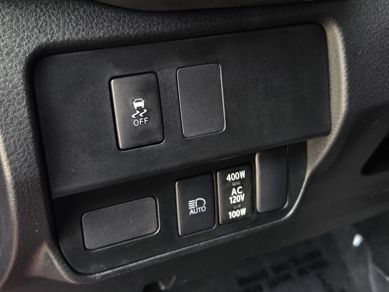 Used 2023 Toyota Tacoma TRD Off-Road AWD/4WD image 19