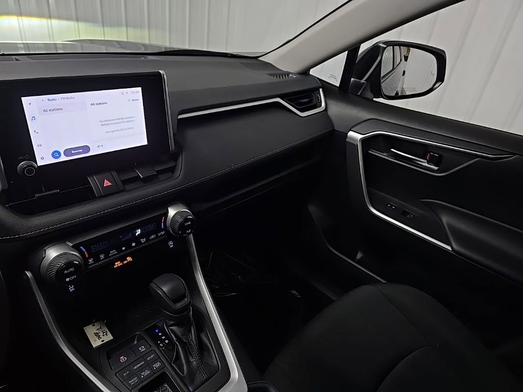 Used 2023 Toyota RAV4 XLE image 25