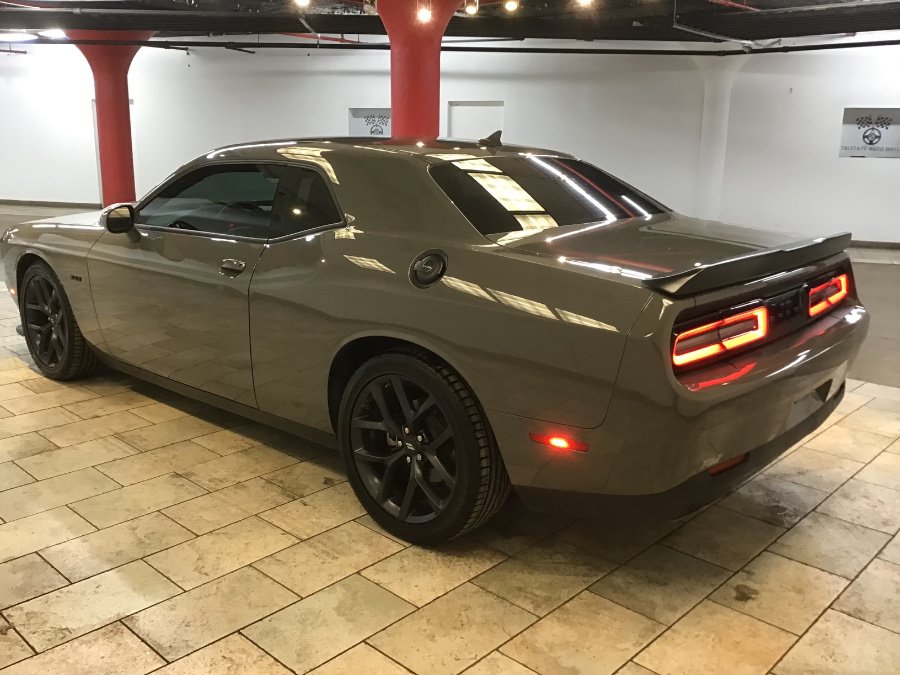 Used 2023 Dodge Challenger R/T w/ Blacktop Package RWD image 6