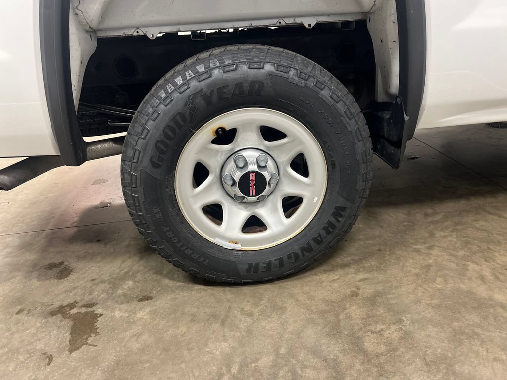 Certified 2018 GMC Sierra 1500 2WD Regular Cab image 10