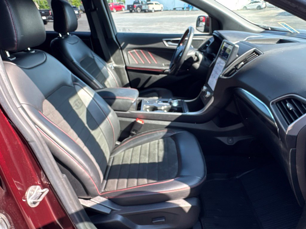 Used 2023 Ford Edge ST-Line AWD/4WD image 12
