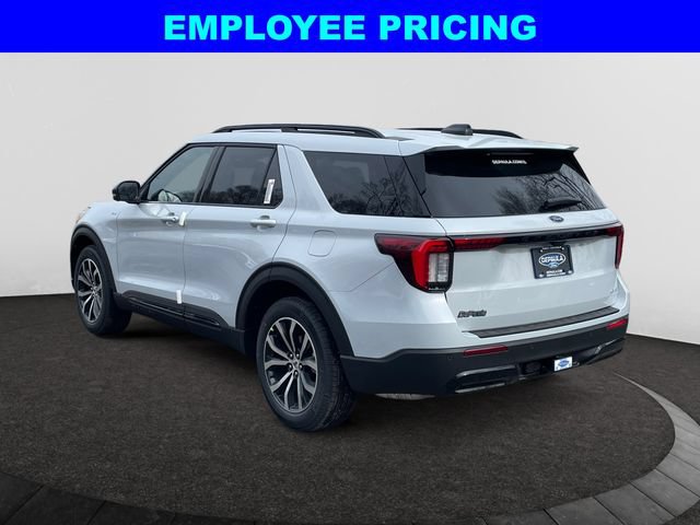 New 2026 Ford Explorer ST-Line AWD/4WD image 3