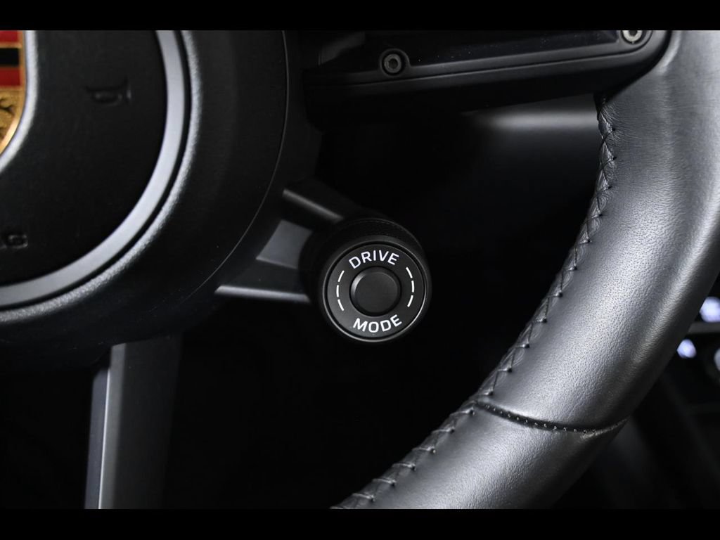 Certified 2023 Porsche 911 Carrera GTS RWD image 23