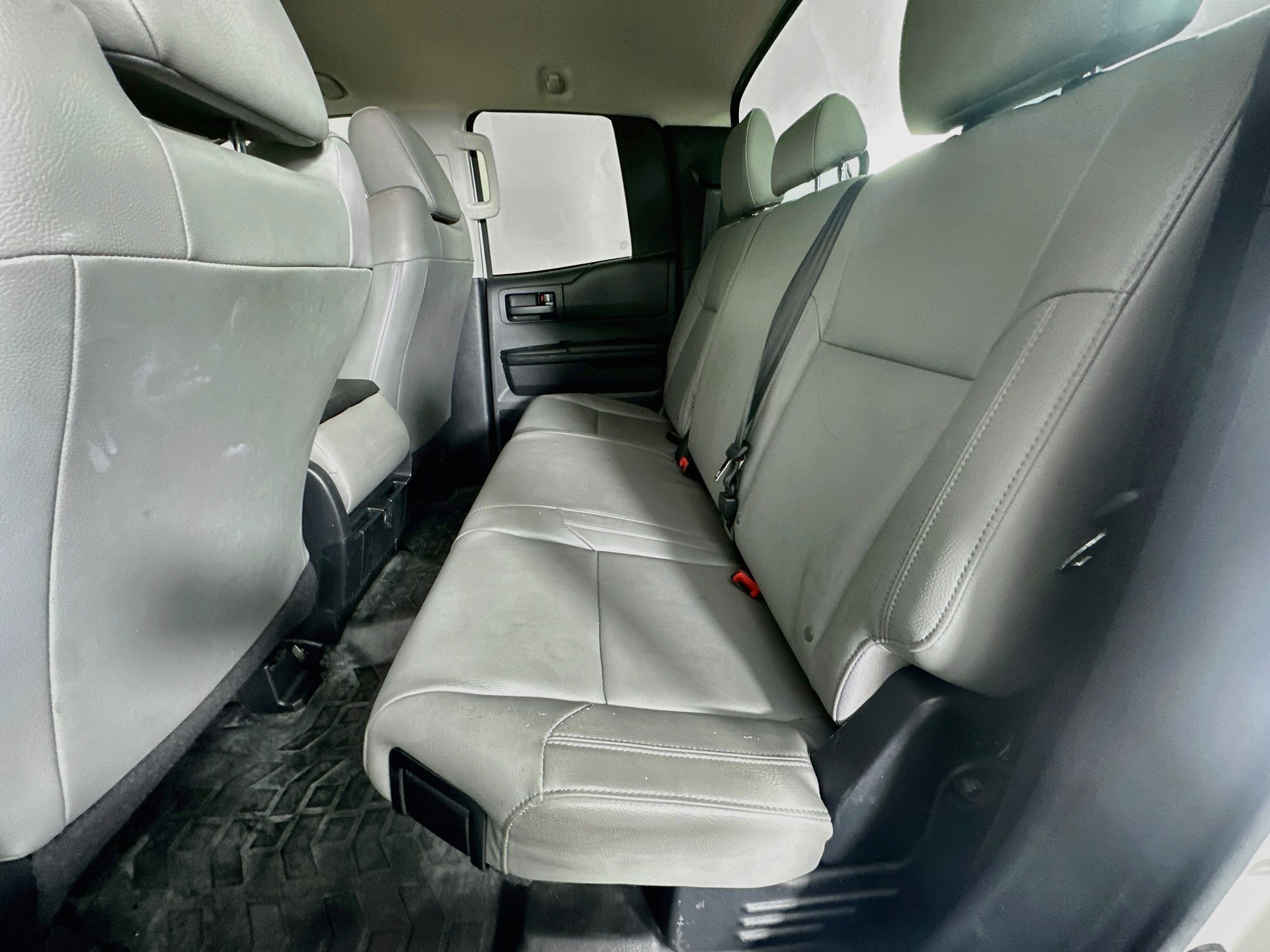 Used 2015 Toyota Tundra SR w/ Tow Package RWD image 26