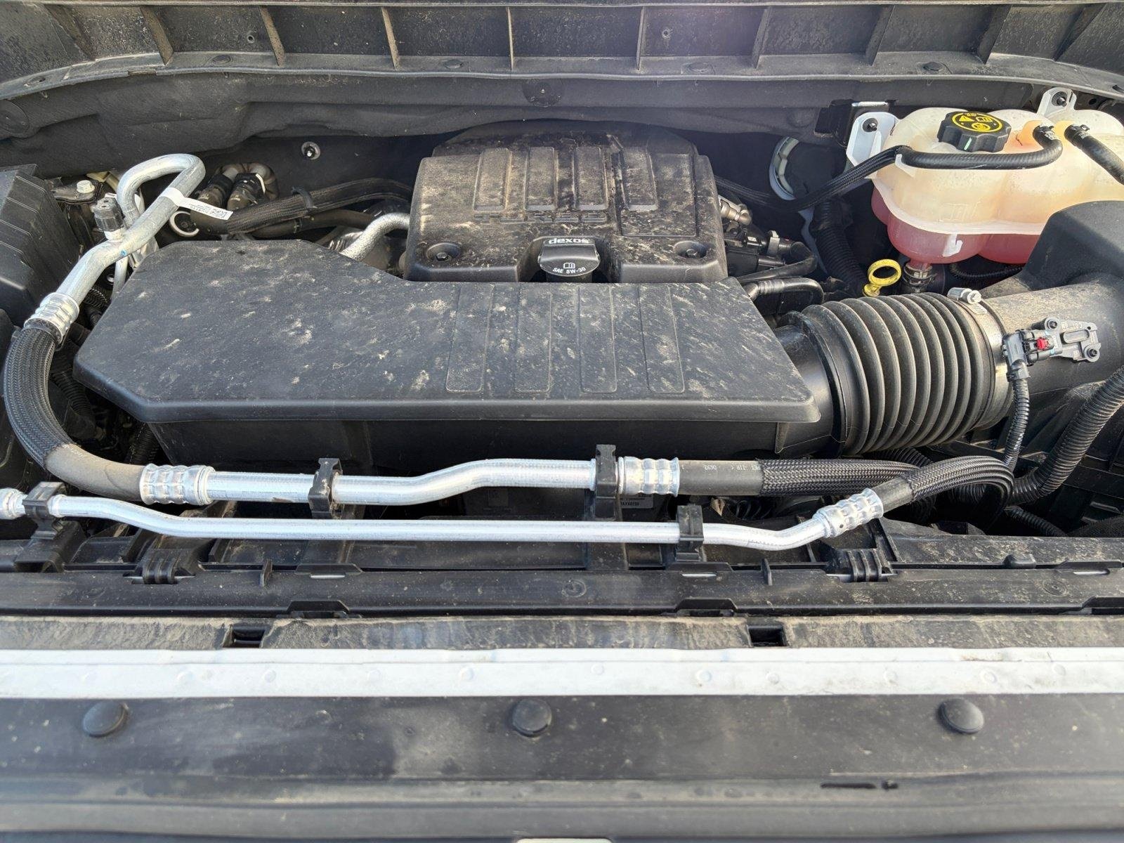 Used 2023 Chevrolet Silverado 1500 LT AWD/4WD image 29