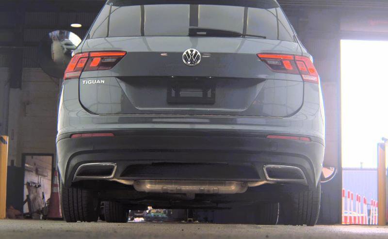 Used 2019 Volkswagen Tiguan S w/ Driver Assistance Package FWD image 4