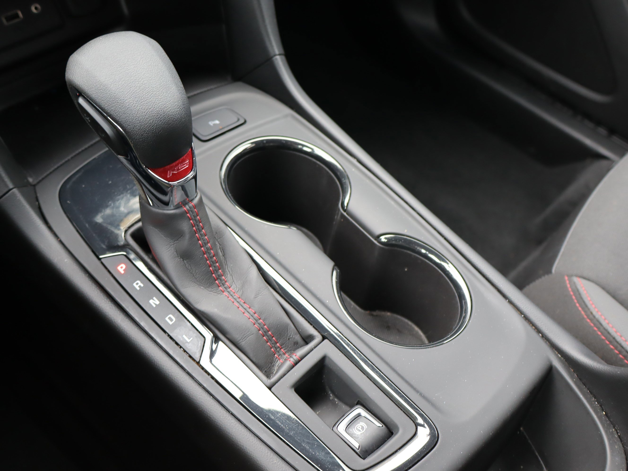 Used 2022 Chevrolet Equinox RS w/ LPO, Floor Liner Package image 29