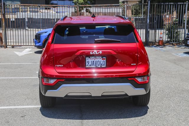 Certified 2023 Kia Niro EX Touring FWD image 9