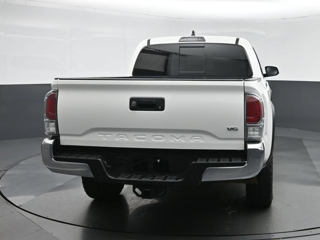 Used 2022 Toyota Tacoma TRD Off-Road RWD image 6