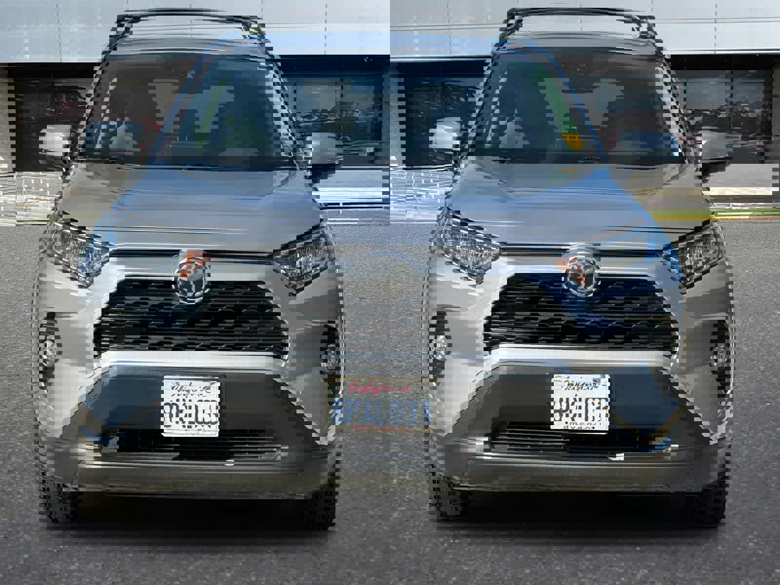 Used 2020 Toyota RAV4 XLE w/ Convenience Package image 11