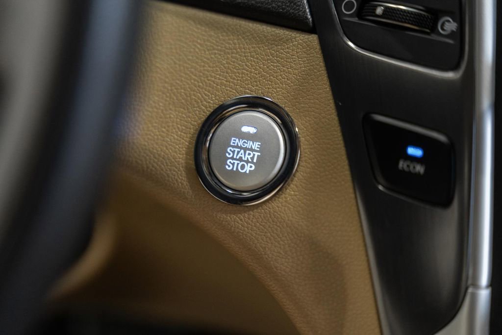 Used 2014 Hyundai Sonata Hybrid image 27