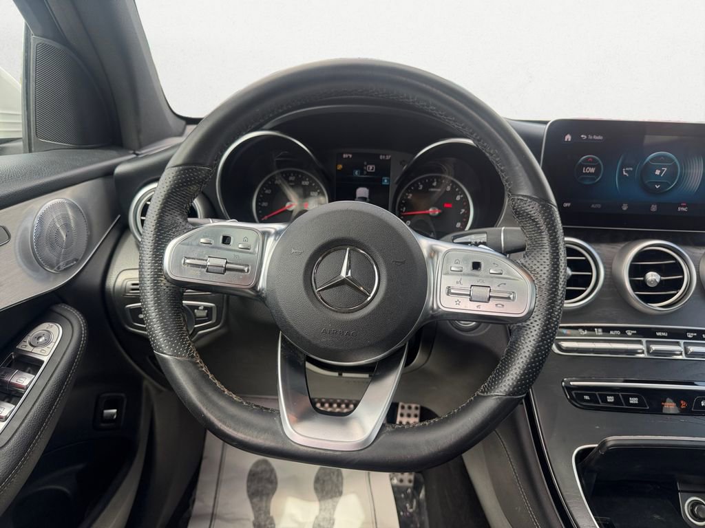 Used 2020 Mercedes-Benz GLC 300 4MATIC image 12