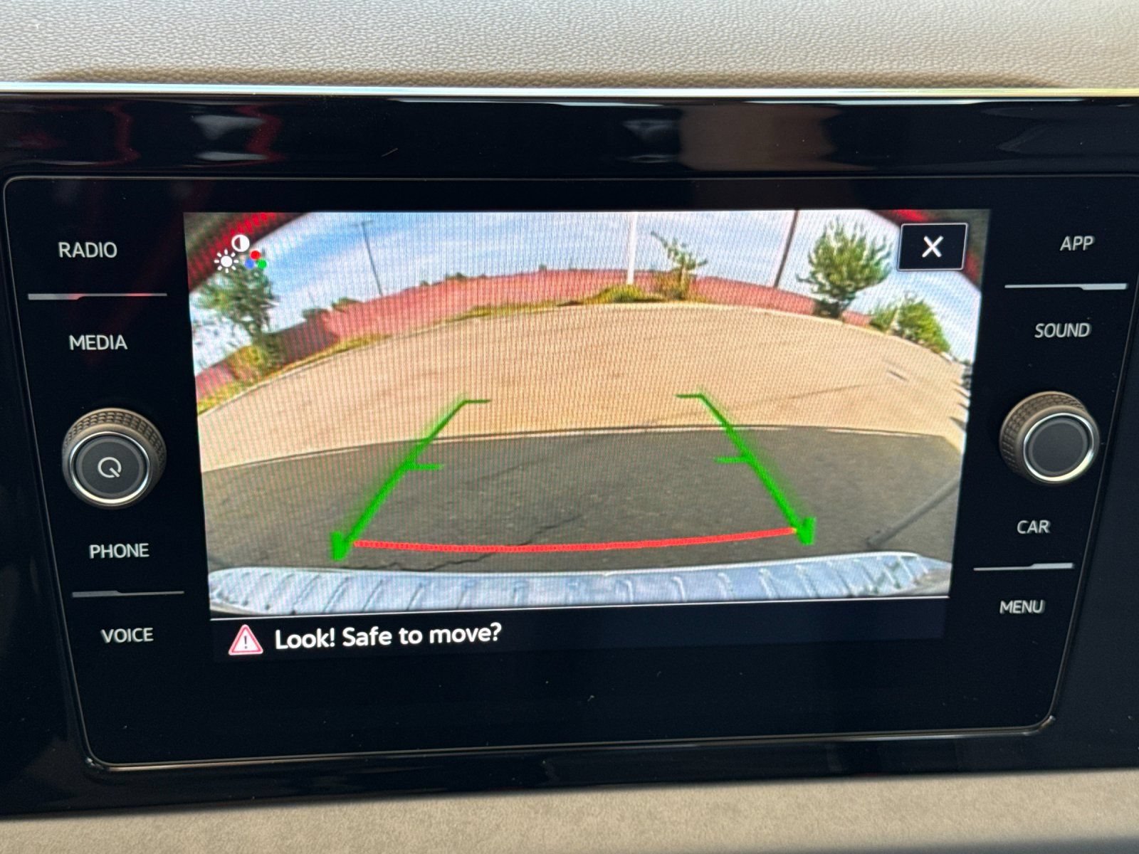 New 2026 Volkswagen Jetta SE FWD image 18