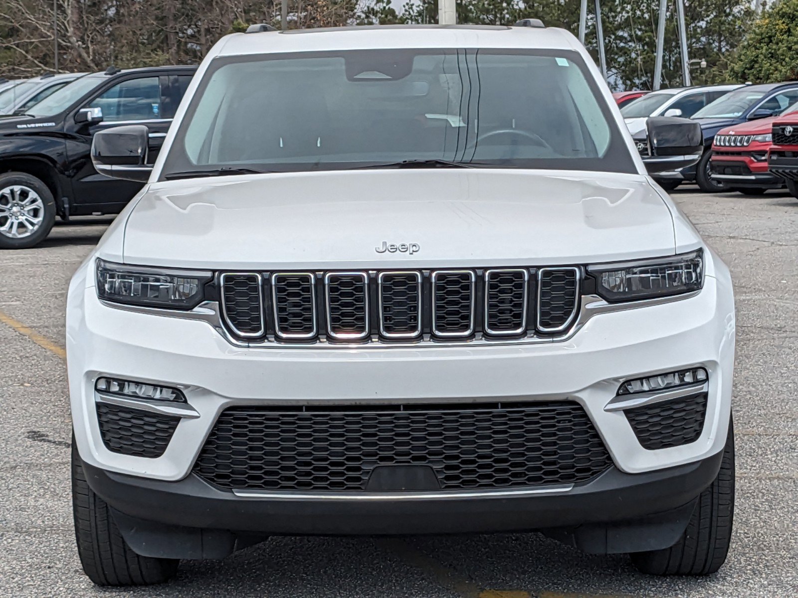 Used 2022 Jeep Grand Cherokee Limited image 9
