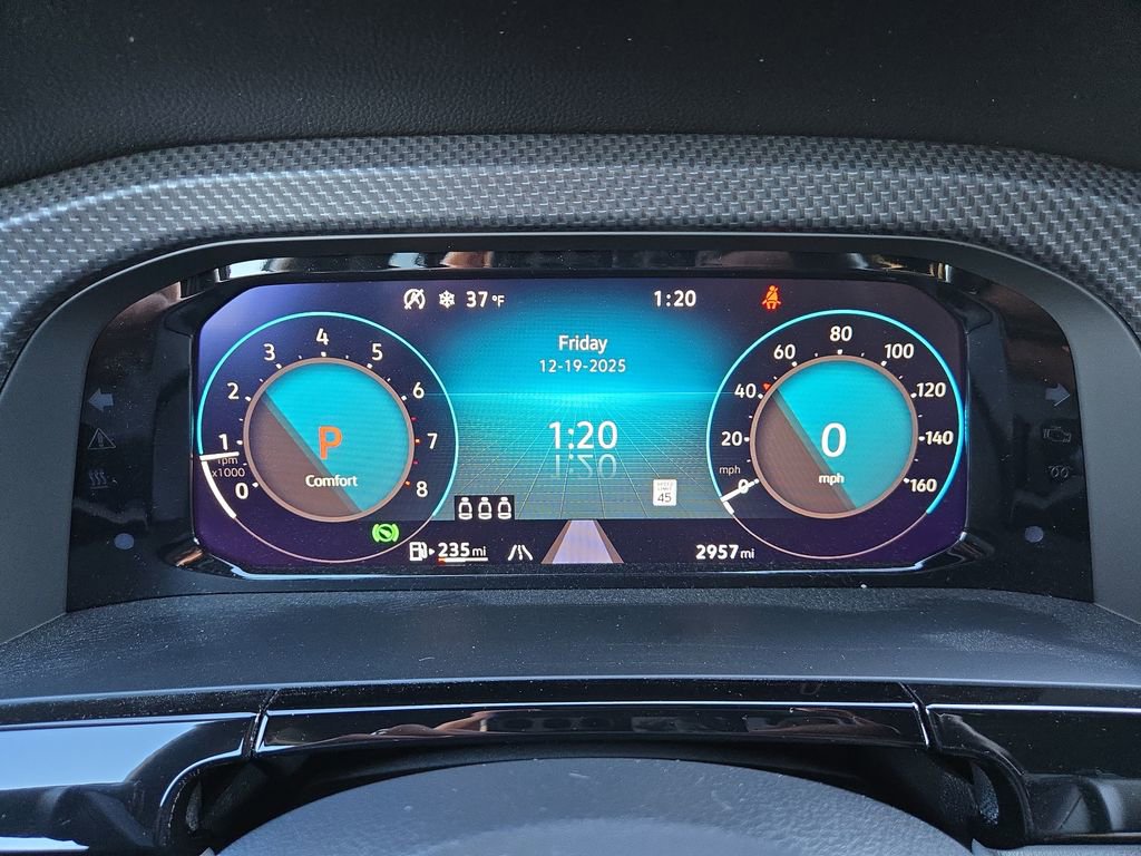 Used 2025 Volkswagen Atlas Cross Sport SEL Premium R-Line image 21