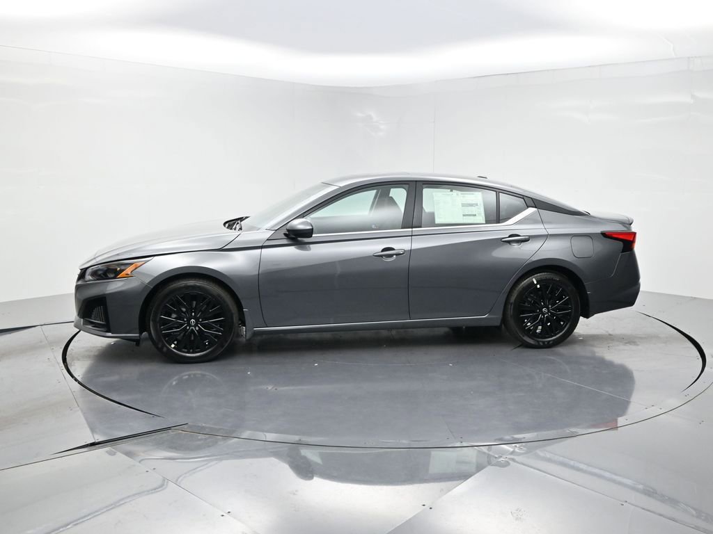 New 2026 Nissan Altima 2.5 SV FWD image 3