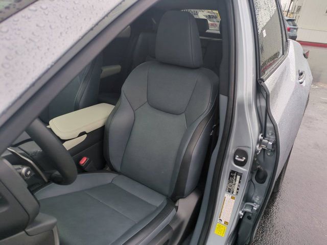 Used 2023 Lexus RZ 450e Premium w/ Accessory Package (Z1) image 11