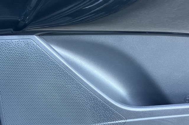 Certified 2025 Kia Niro EX Touring FWD image 24